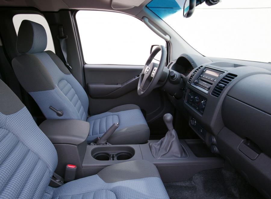  Nissan Frontier King Cab 2005 года  (фото 4 из 17)